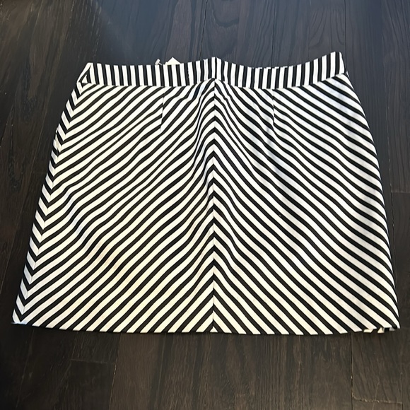 J.Crew Black and White Striped Mini Skirt - Picture 2 of 4